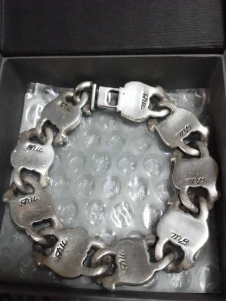 ムーンビームス シルバーブレスレット A G Bwl Bloody Mary ブレスレット バングル 売買されたオークション情報 Yahooの商品情報をアーカイブ公開 オークファン Aucfan Com