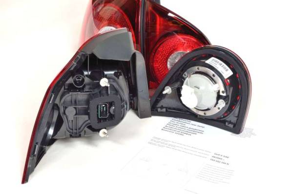 フォルクスワーゲン VW ゴルフ5 R32 ダークテール USテール フォルクスワーゲン VW ゴルフ5 R32 ダークテール USテール