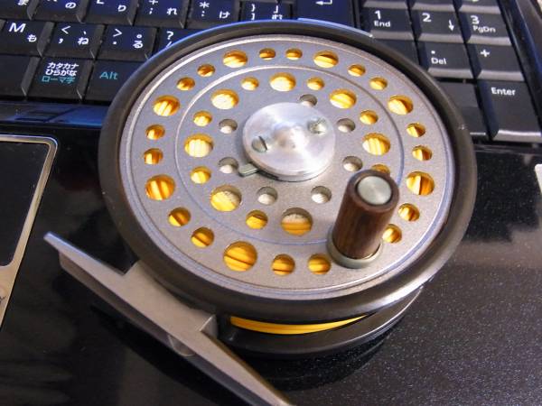 格安! コータック フライリール COATAC 2908 ラインつき (フライリール