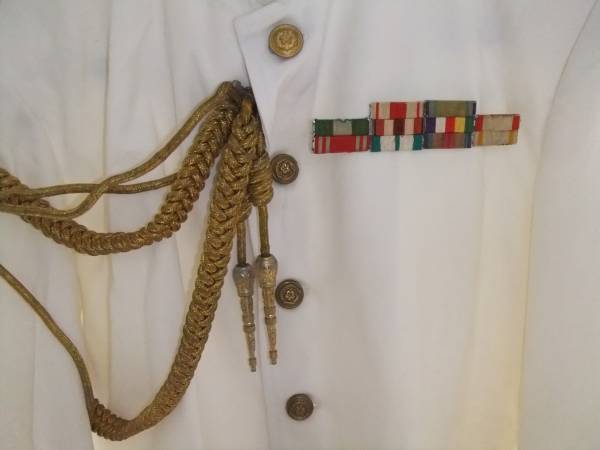 日本海軍 士官第二種軍装 飾緒 略綬 肩章付 Lサイズ 制服 売買されたオークション情報 Yahooの商品情報をアーカイブ公開 オークファン Aucfan Com