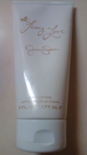 ジェシカシンプソンのボディーローション甘い香り残8_1