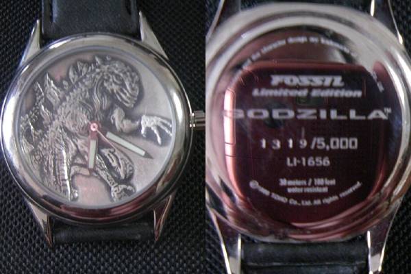 【未使用】FOSSIL Godzilla ゴジラ腕時計 美品！☆【fossil】godzillaゴジラ腕時計☆限定品！(フォッシル)｜売買