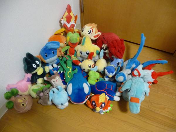 100円スタート！中古品　大量　ポケモン　ぬいぐるみ！_1