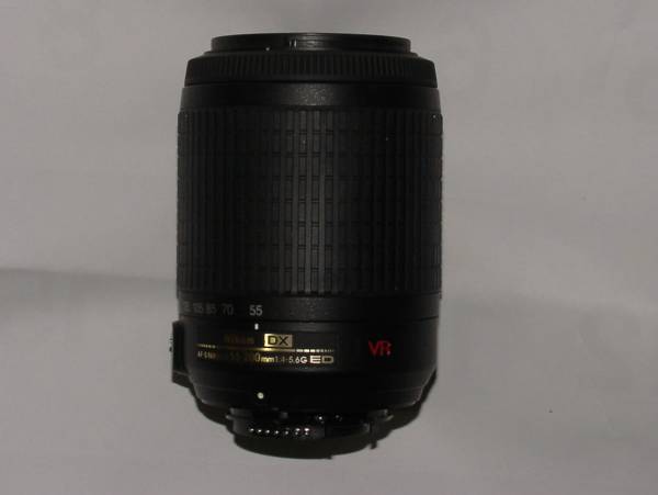 ニコン　Nikon AF-S DX VR ED Nikkor 55-200/4～5.6G 中古美品_2