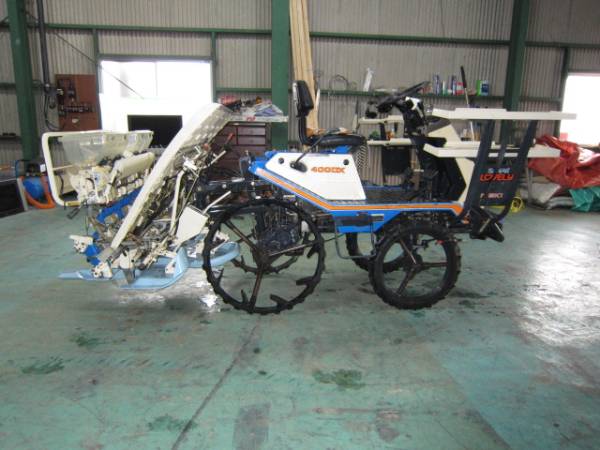 ○ISEKI イセキ 田植え機 PA400D 4条植え 施肥機付 部品取り品(車体 