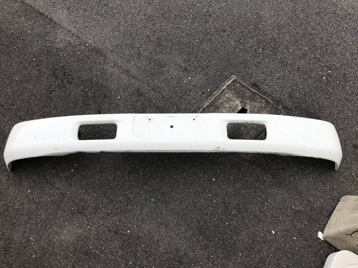 トヨタ ダイナ フロントバンパー メッキ - 中古トラック部品 PB-XZU346 