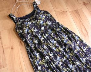 ユニクロ ブラ ワンピのヤフオク の相場 価格を見る ヤフオク のユニクロ ブラ ワンピのオークション売買情報は57件が掲載されています