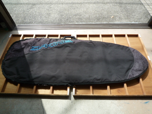 DAKINE　ハードケース　5’10''