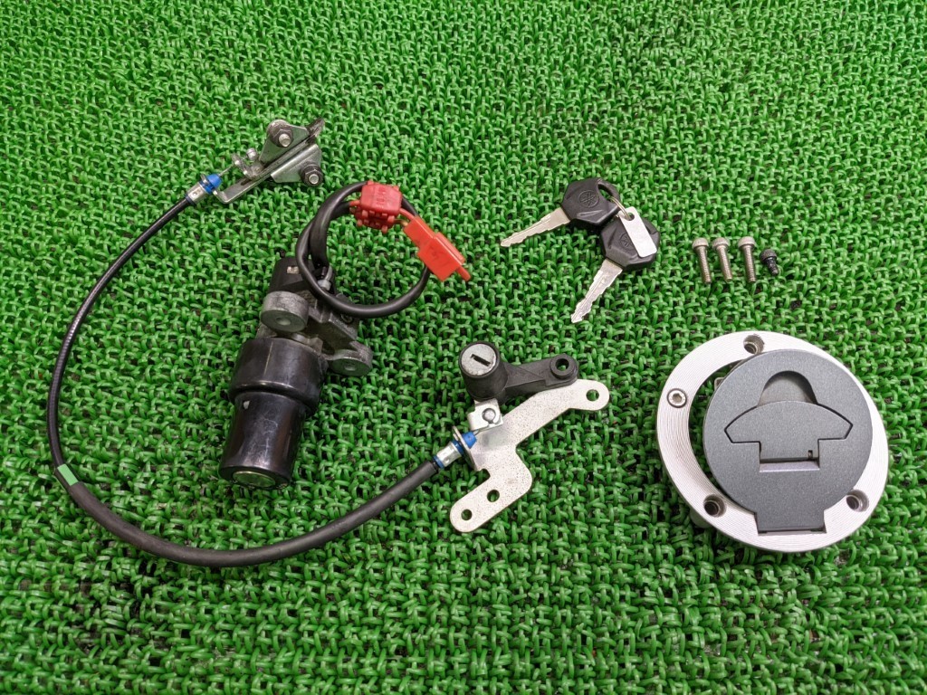 クラッチカバー 絶版バイク部品専門店BRC | 旧GSX400F 旧GSX400FS