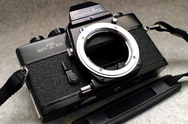 MINOLTA ミノルタ 昔の高級一眼レフカメラ SRT-101黒ボディ 希少・良好