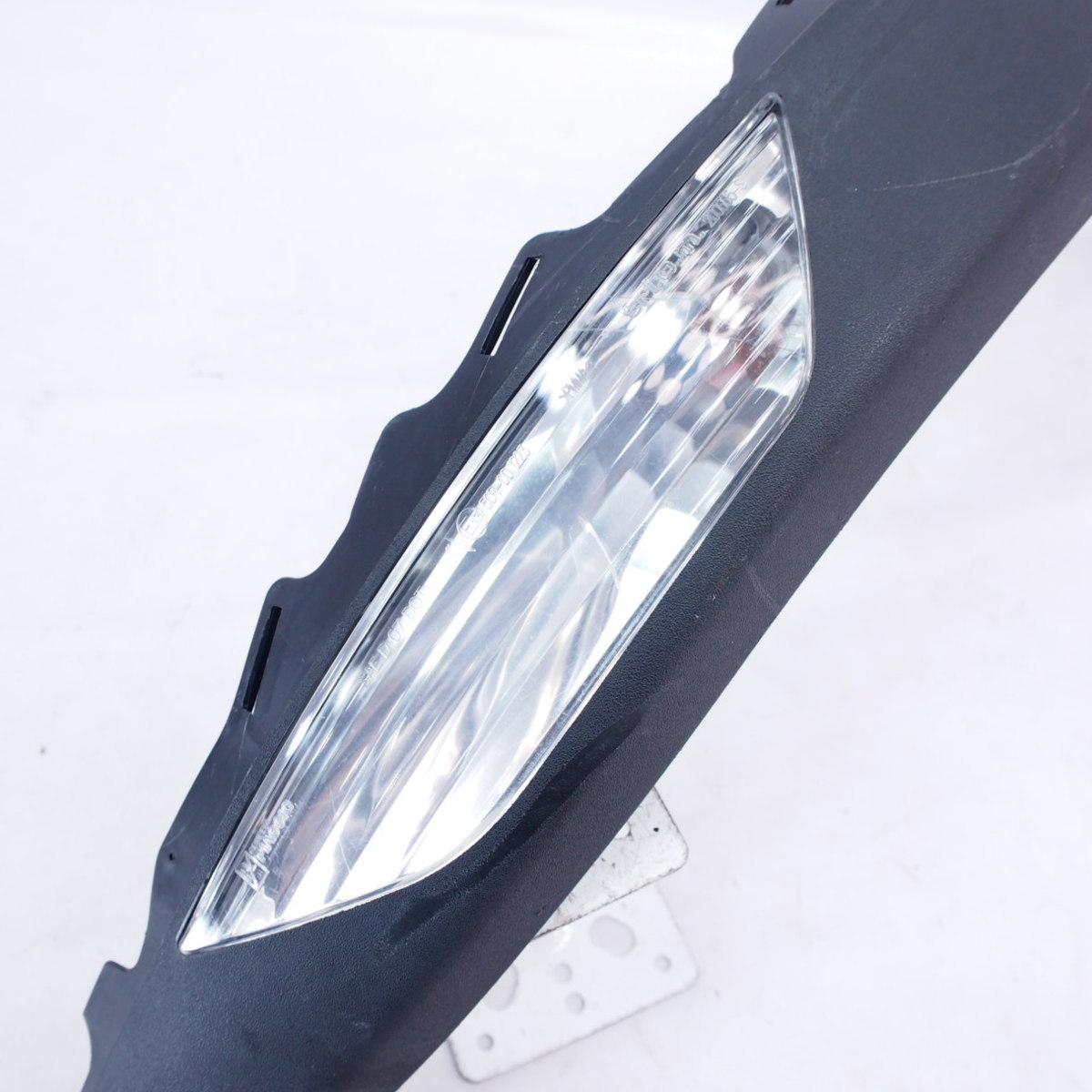 クモリ無 ピアジオmp3 250ie純正フロントウインカー左マッドガード サイドカバー フロントフェンダー カバーpiaggio ピアジオ用 売買されたオークション情報 Yahooの商品情報をアーカイブ公開 オークファン Aucfan Com