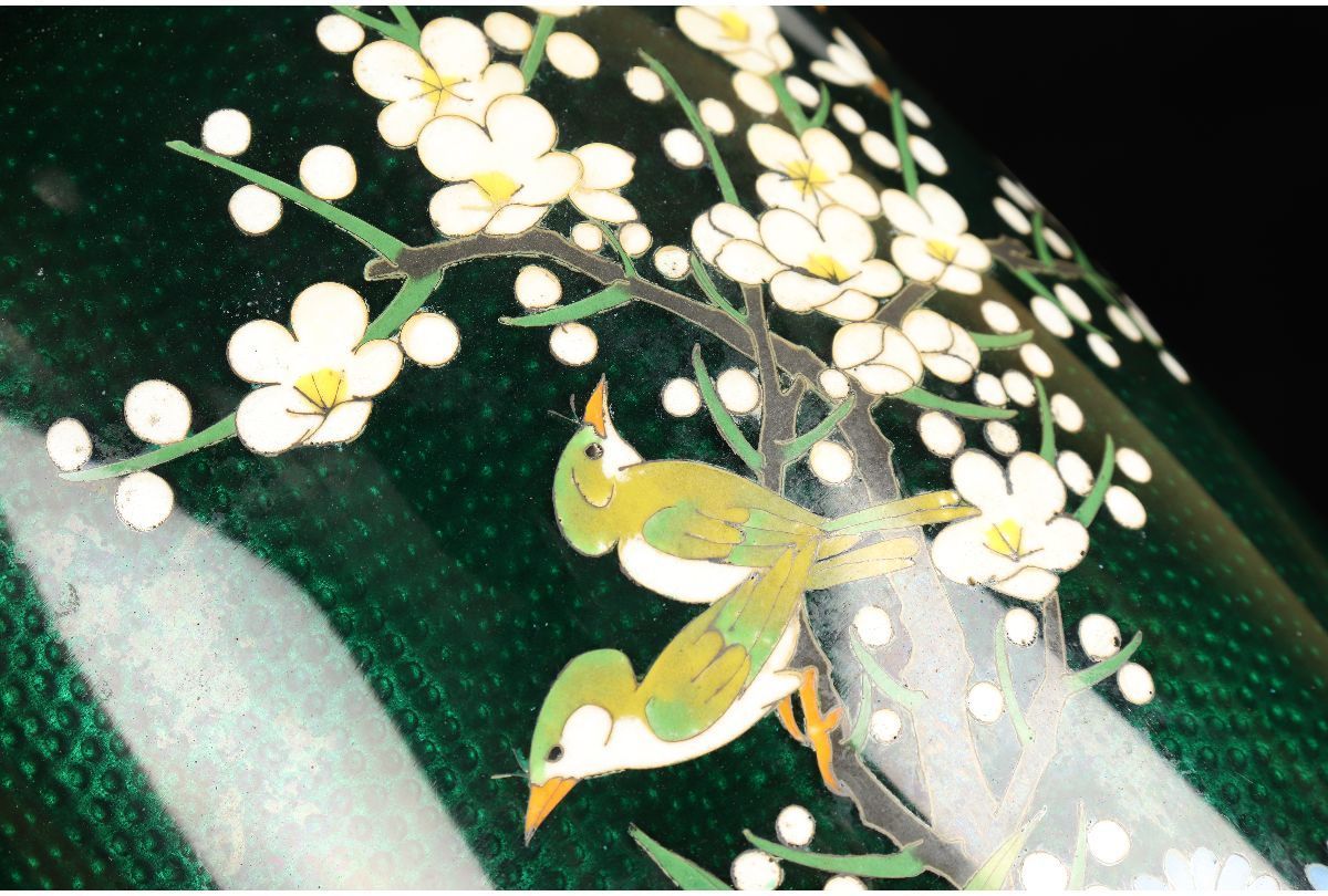 花瓶 | 一対 胎銅 色絵薄墨草花文花瓶 十三代今泉今右衛門（造）共箱