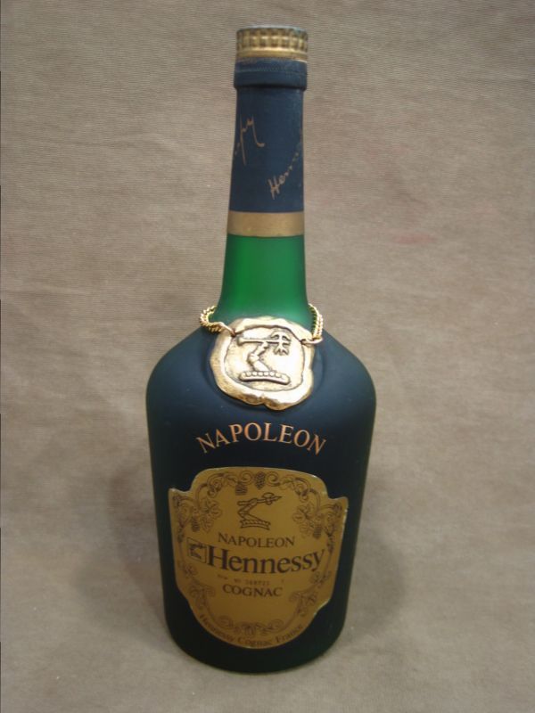S1-641▽古酒 Hennessy NAPOLEON ヘネシー ナポレオン 金キャップ