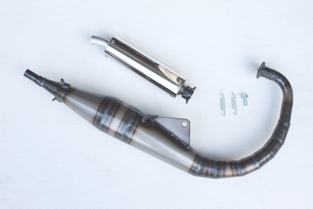 新品数量限定☆GEAR ギア(２スト)用4KN☆レーシングチャンバー☆サイレンサーレッドアルマイト（マフラー）