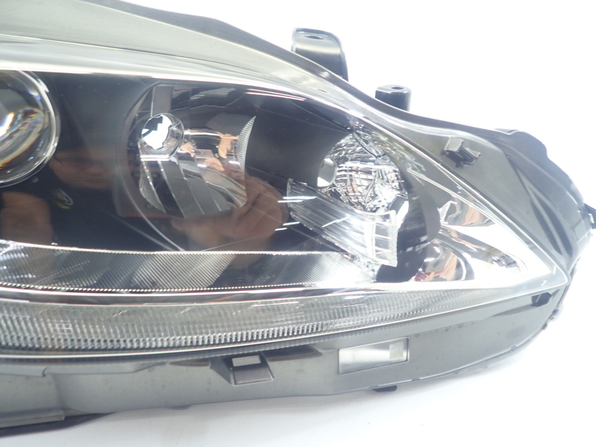 C 出品　XL 極上品/破損無 レクサス CT200 ZWA10 LED ヘッドライト 右 右側 コイト