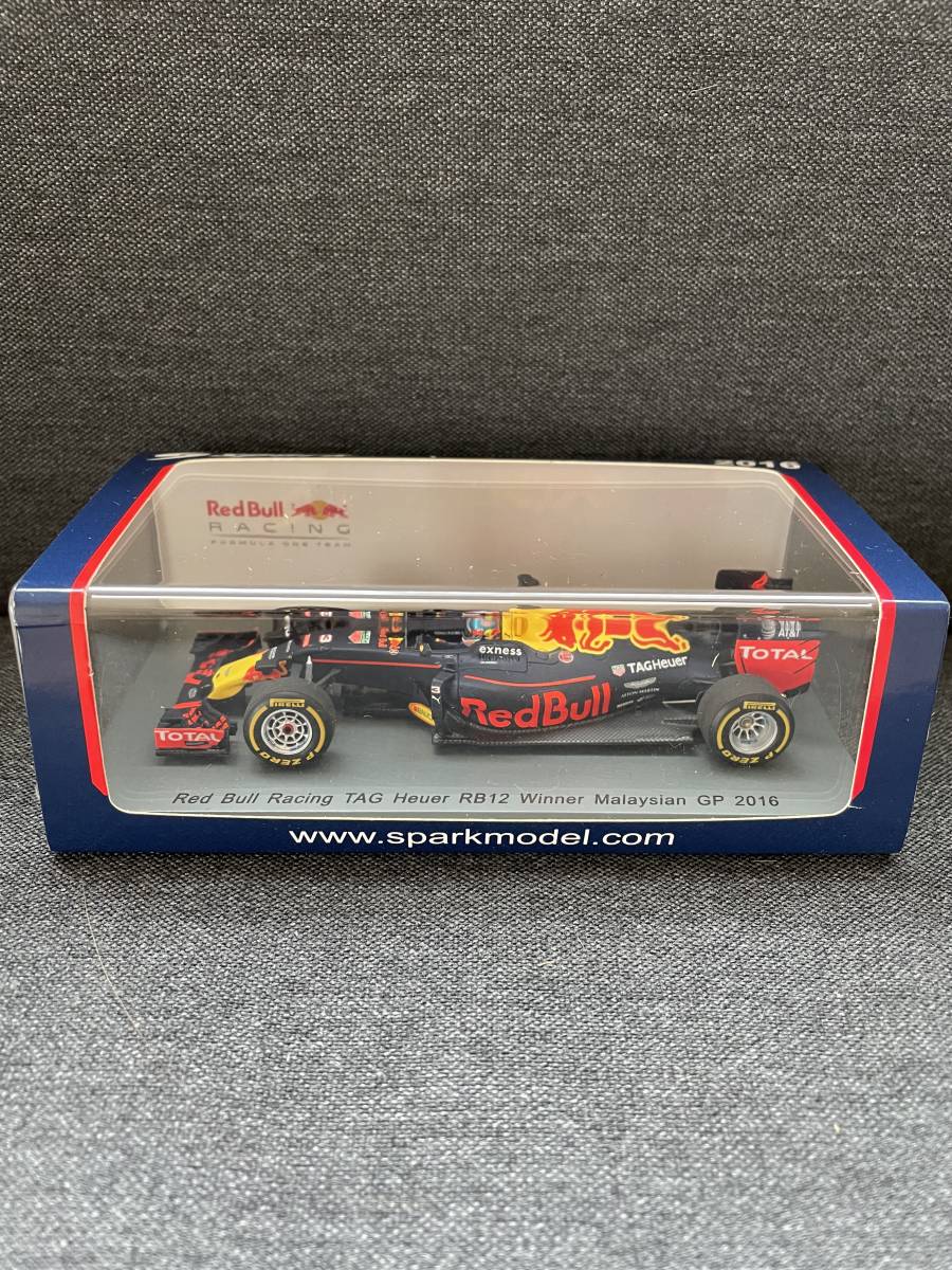 スパーク 1/43 レッドブル RB12 タグホイヤー 2016 F1 スペインGP