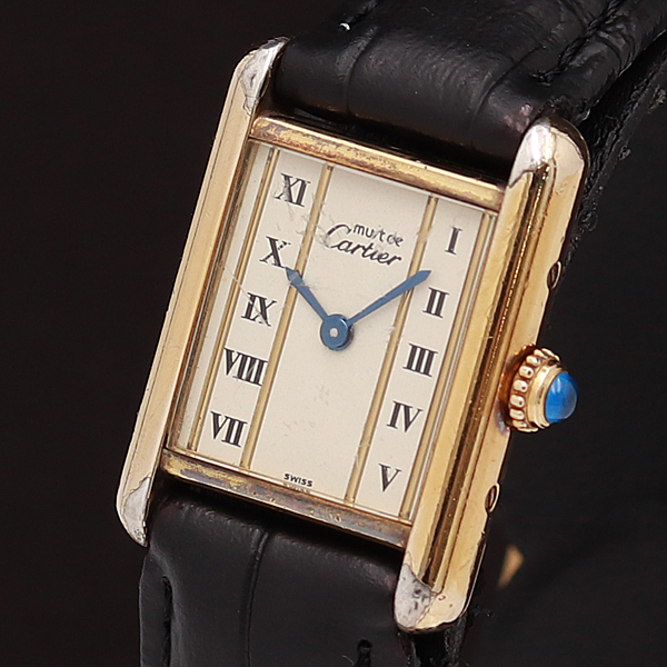 マスト ドゥ カルティエ⁄マストタンクSM⁄ワインレッド⁄ヴェルメイユ⁄手