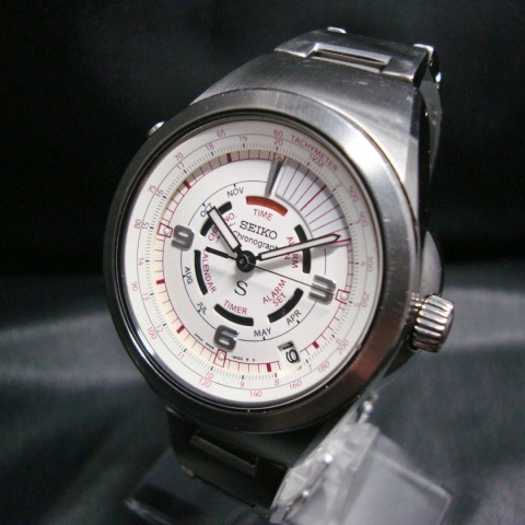稼働品 SEIKO セイコーSUS サス 6M26-6020 白文字盤シルバーxホワイト クロノグラフ マルチファンクション クロノ クォーツ アナログ腕時計