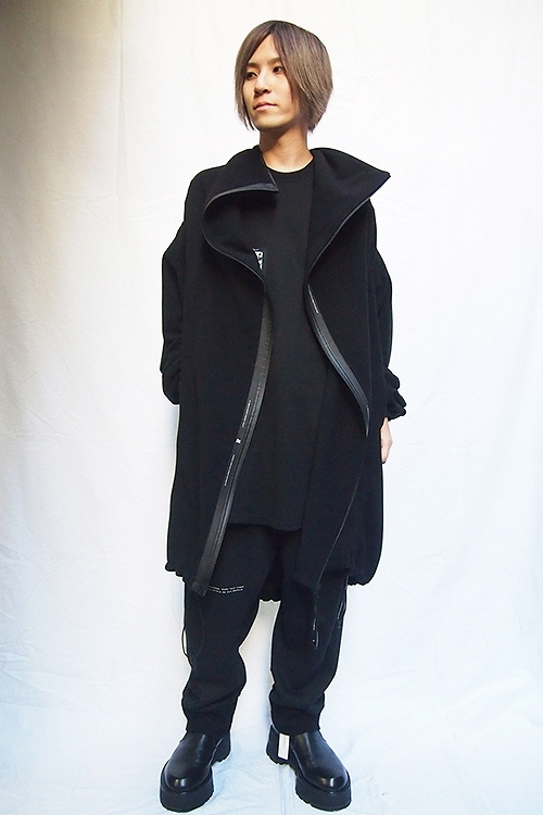 人気，新品 定価61600円 ニルズ NILoS 19FW 680CUM15 SQUARE JACKET ビッグシルエット マイクロ フリース スクエア ジャケット コート 3サイズ 黒(男性用)｜売買されたオークション情報、yahooの商品情報をアーカイ 男性用