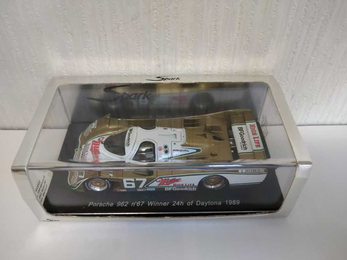Porsche 962 #67 – Vainqueur Daytona 1989 – Spark 1:43 S0939 – Équipage Wollek/Bell/Andretti