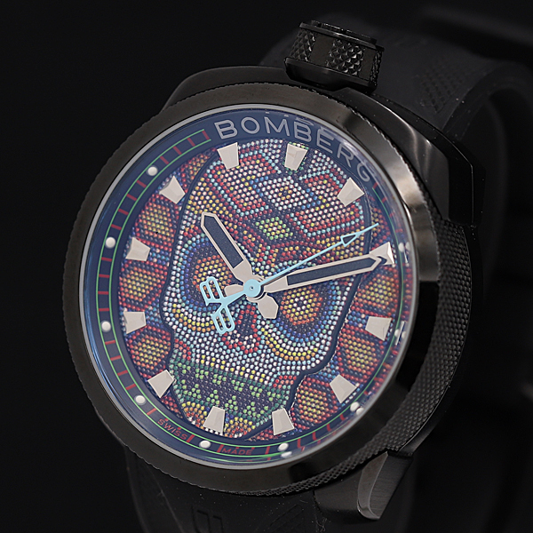 1円☆稼働☆美品【BOMBERG/ボンバーグ】ドクロ文字盤 スイス製 QZ メンズ腕時計 410A0130976