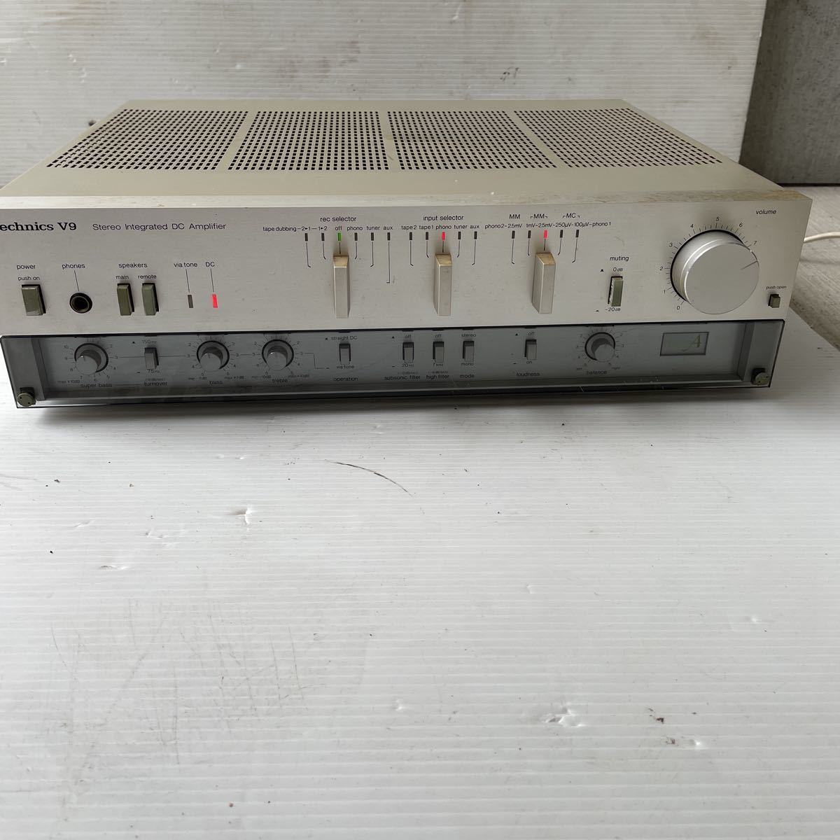 Technics SU-V9 - Amplifier プリメインアンプ | Integrated SU−V9