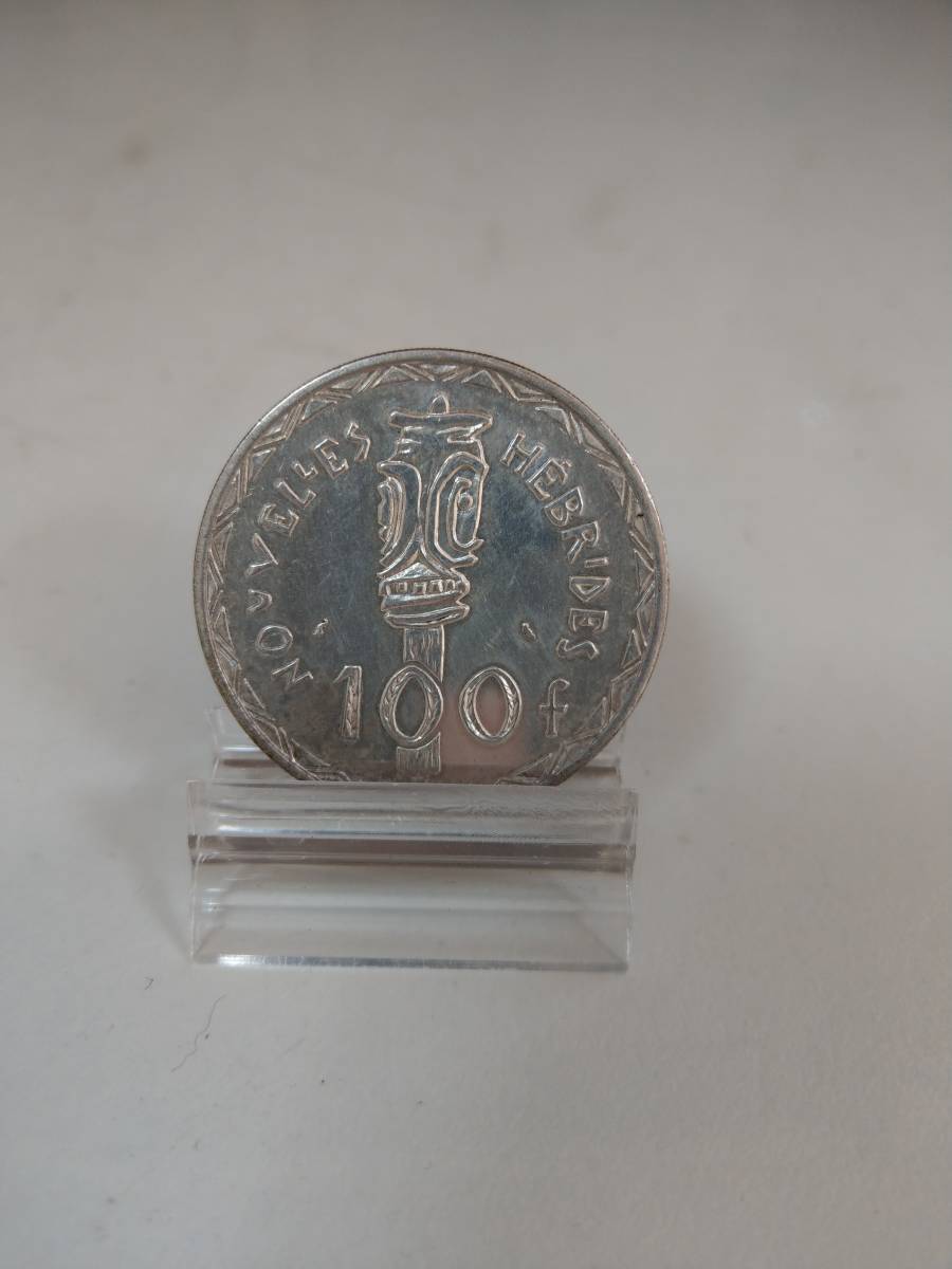 ニューヘブリディーズ諸島　100フラン　銀貨　1966年 ニューヘブリディーズ諸島 100フラン 銀貨 1966年 - メルカリ
