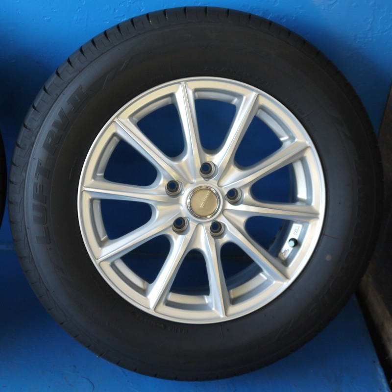 爆買い，高品質 ECO FORME 16インチ 5穴114.3 2021年製 215/65R16 ブリヂストン 4本セット(ラジアルタイヤ)｜売買されたオークション情報、yahooの商品情報をアーカイブ公開 - オークファン 5穴