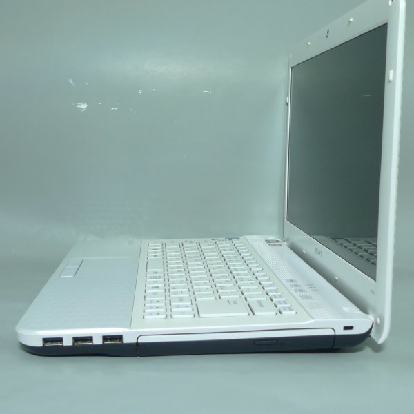 即使用可 白色 ノートパソコン 中古良品 14型ワイド SONY VAIO