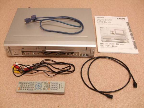 SANYO DVD/VHSレコーダー　VZ-DV1G型 中古 C 三洋SANYO DVDプレーヤー一体型ビデオテープレコーダー ビデオ