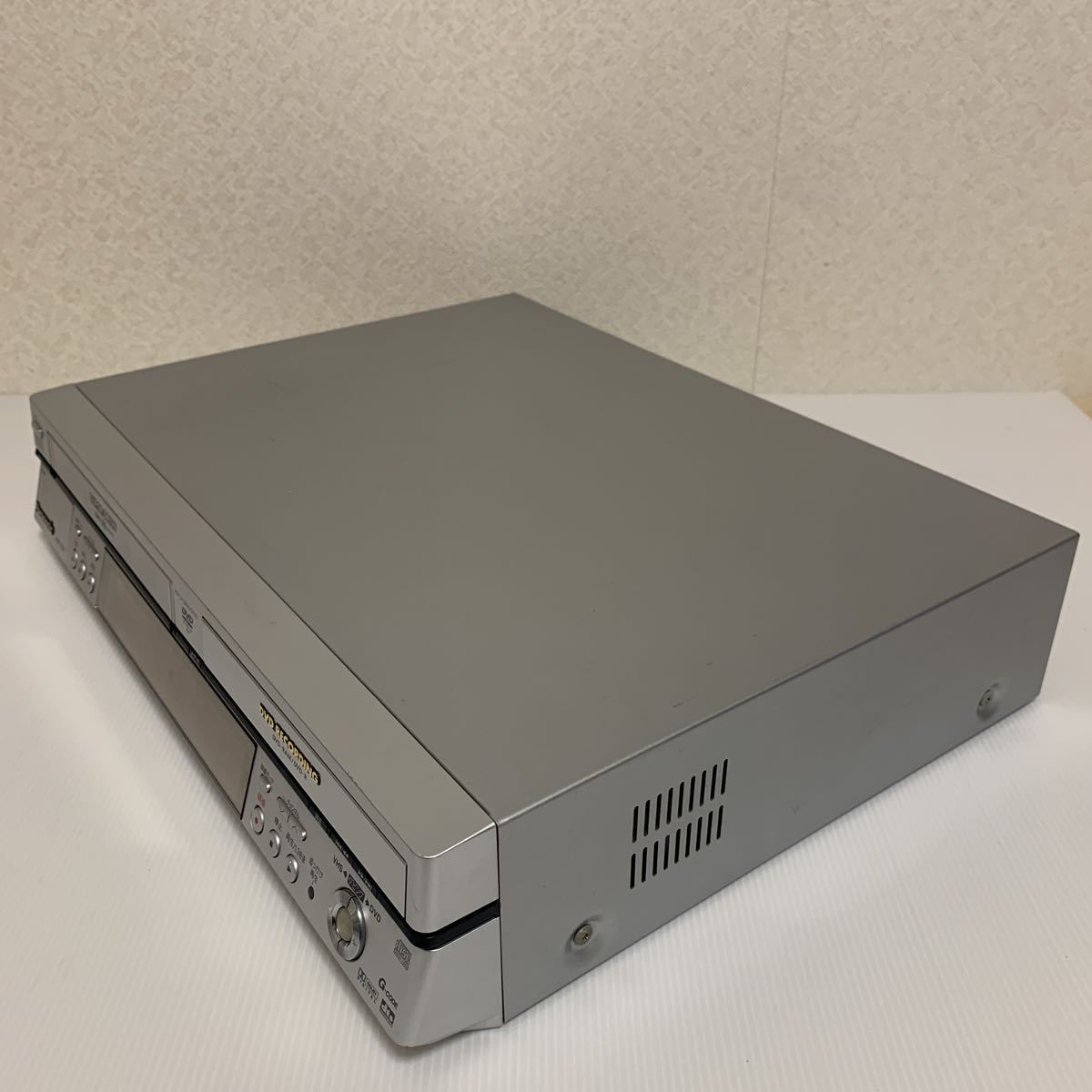 Panasonic DMR-E70V VHS DVD 一体型レコーダー テレビ 完動品