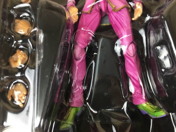 新品， 限定セール 超像可動 ジョジョの奇妙な冒険 黄金の風 ジョルノ・ジョバァーナ 荒木飛呂彦指定カラー メディコス フィギア ホビー M-10135