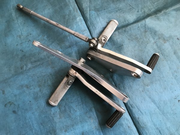 1768 OVER? CB750F バックステップ CB750F/CB900F/CB1100F ホンダ HONDA オーバー