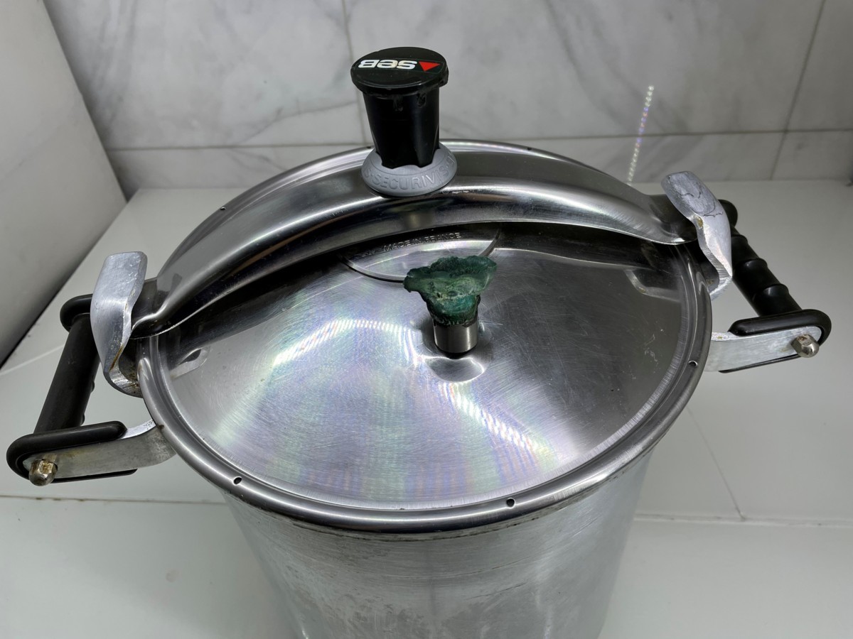 圧力鍋 SEB フランス製 セブ 6L - 厚手 未使用 メルカリ 厚手アルミ製