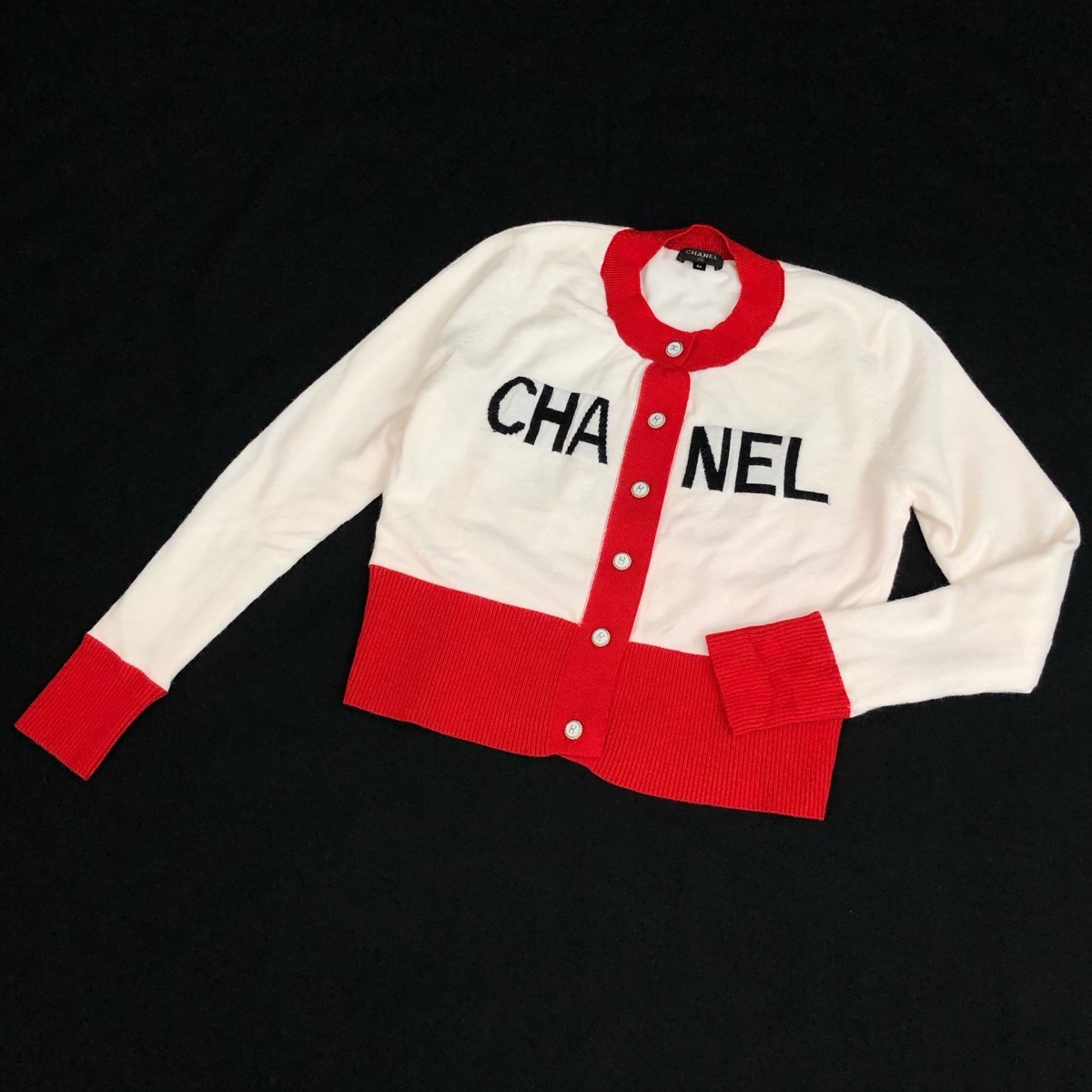新作入荷，大人気 CHANEL シャネル カシミヤ100% ロゴショート