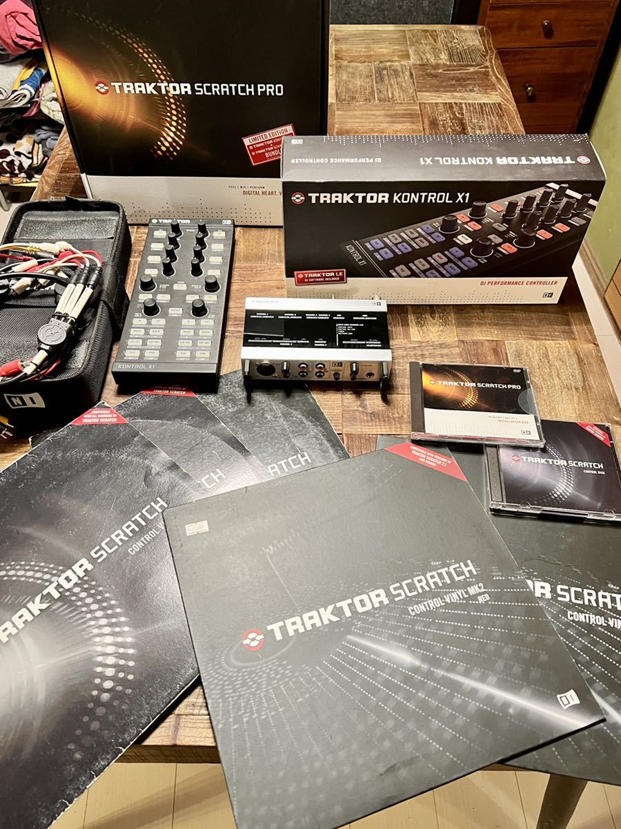 TRAKTOR SCRATCH A6 DVS ソフトID譲渡有り トラクター TRAKTOR SCRATCH A6 DVS ソフトID譲渡有り トラクター traktor scratch