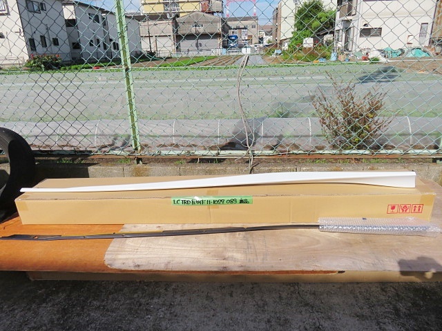☆新品☆ LC500h LC500 LC TRD 左 サイドスカート サイドステップ