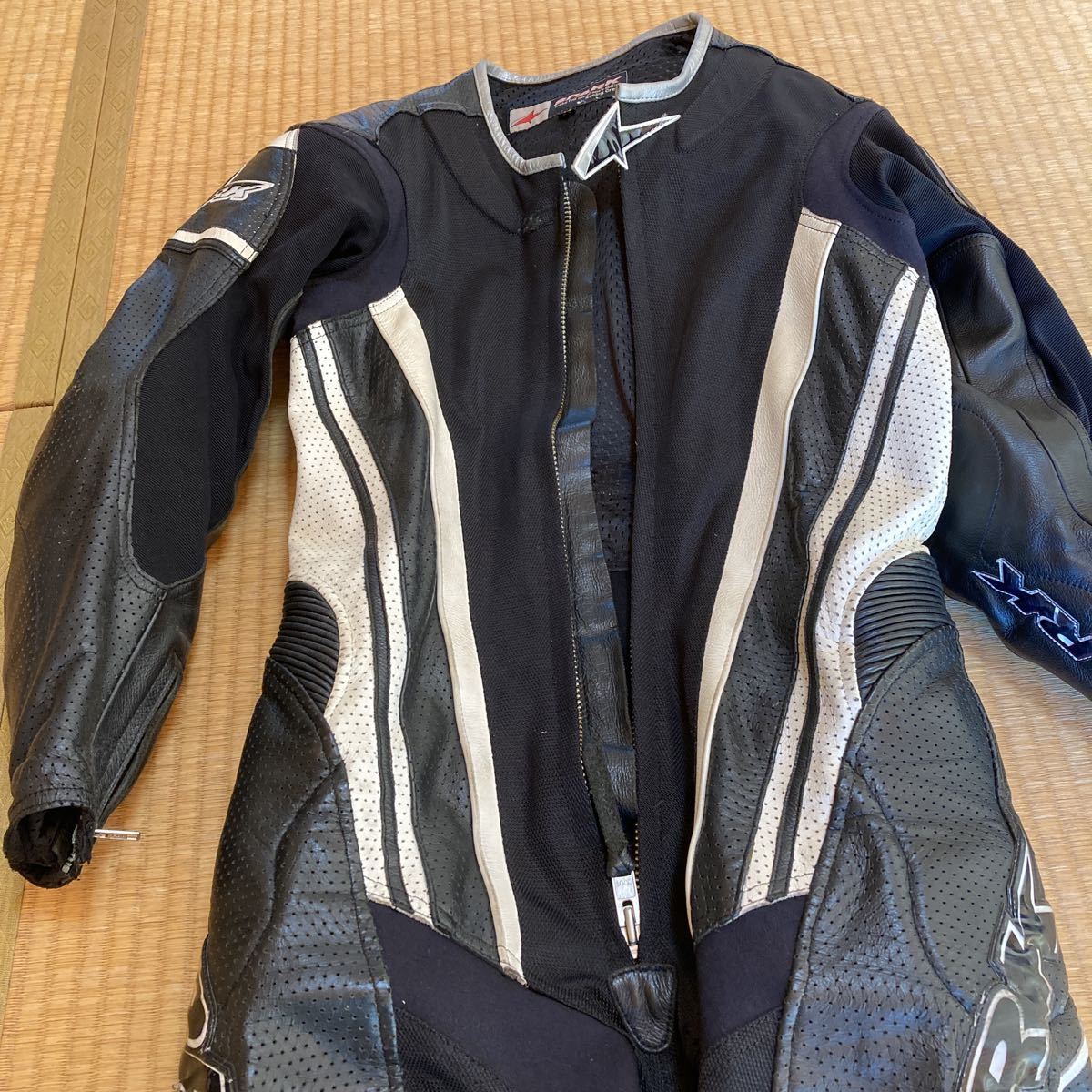 SPARK レーシングスーツ 革ツナギ 公式通販 中古美品MFJ公認SPARK 