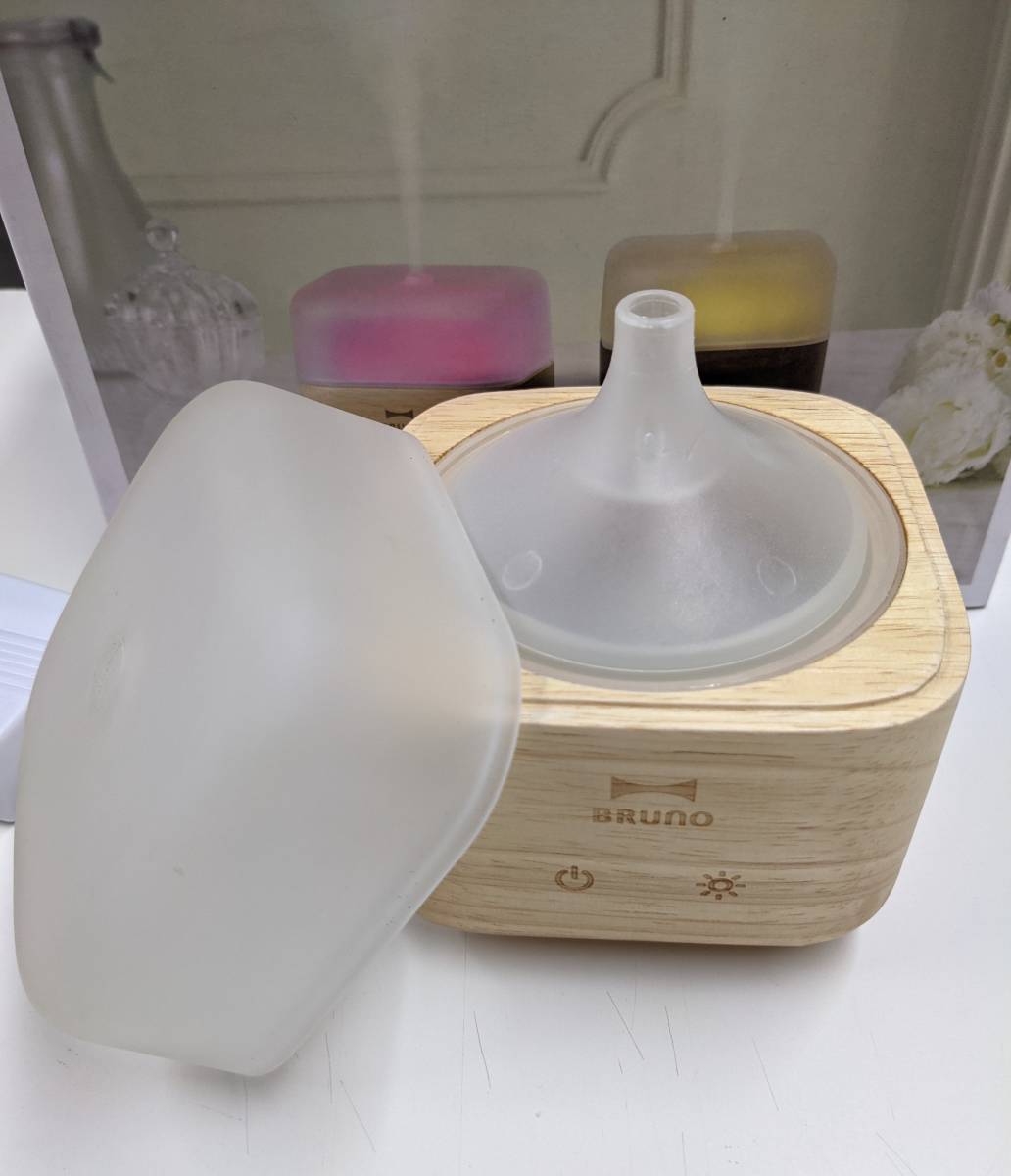 Bruno ブルーノ ウッドアロマディフューザー Square Boe013 ナチュラル 加湿器 超音波式 売買されたオークション情報 Yahooの商品情報をアーカイブ公開 オークファン Aucfan Com