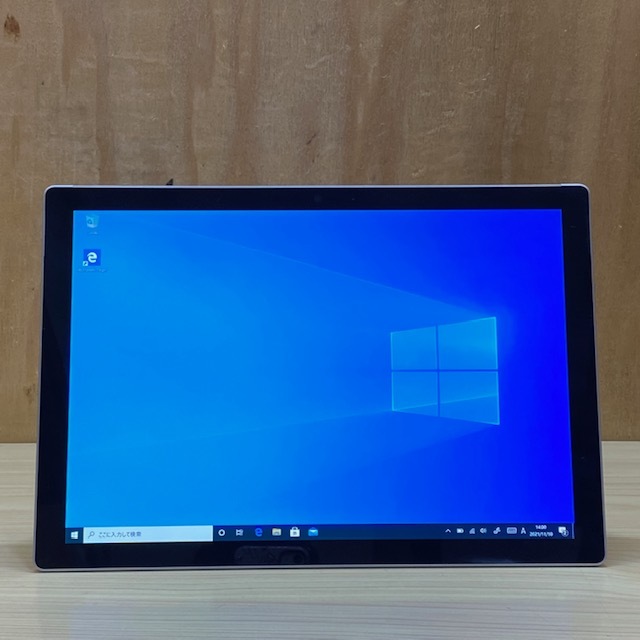Microsoft Surface Pro5 1796◇Core i5-7300U◇SSD256GB◇メモリ8GB