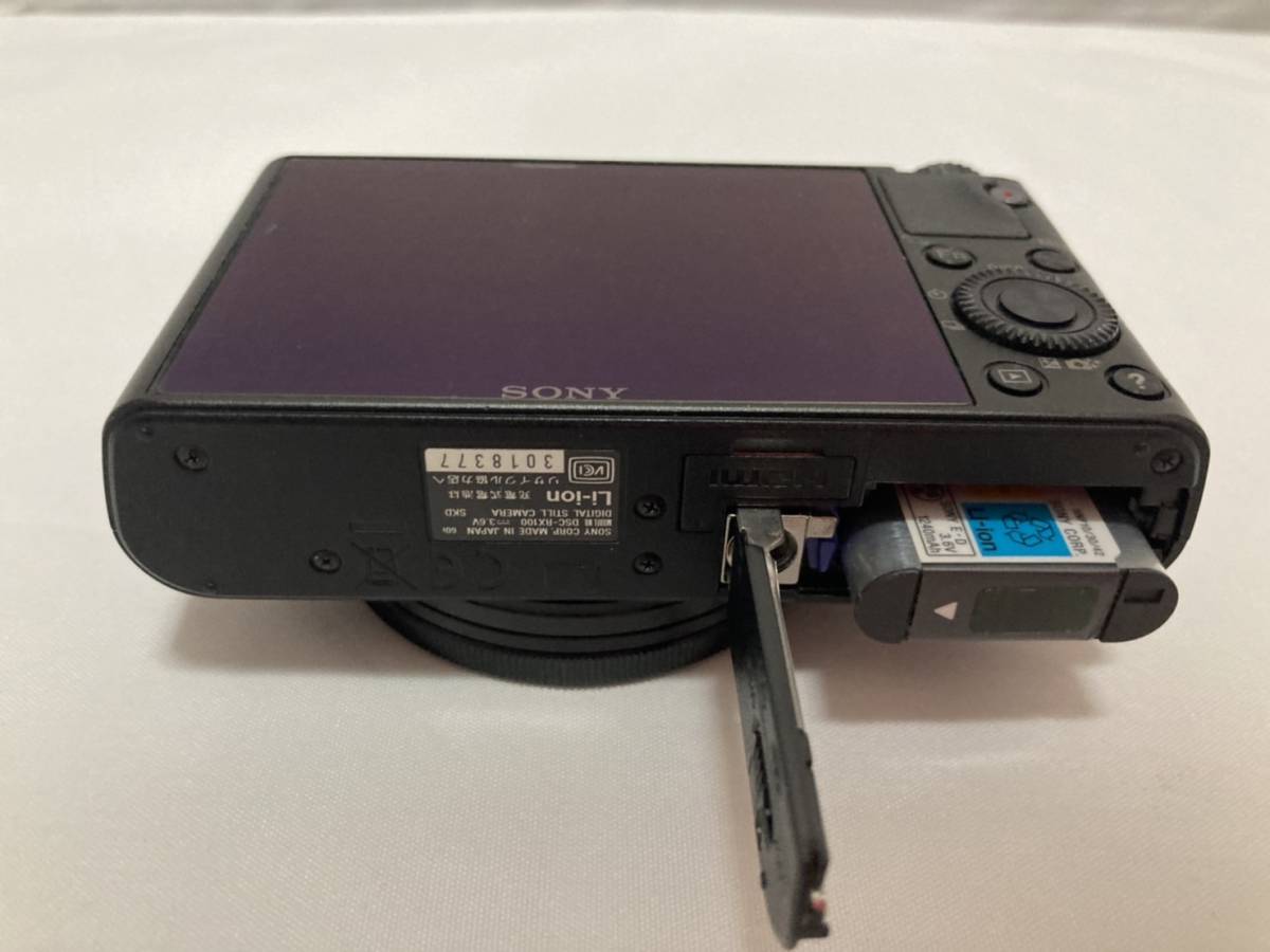 完動美品】超人気 Sonyソニー Cyber-Shot DSC-RX100 【公式通販】
