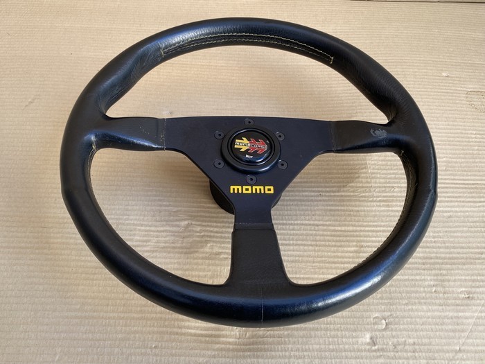 MOMO モモ CORSE コルセ ステアリング ハンドル ホイール（momo CORSE 