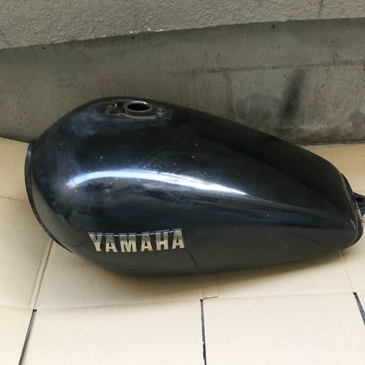 最新作，限定SALE ヤマハ XS750 タンク内錆無し 純正タンク エンブレム付(ヤマハ用)｜売買されたオークション情報、yahooの商品情報をアーカイブ公開 - オークファン ヤマハ用