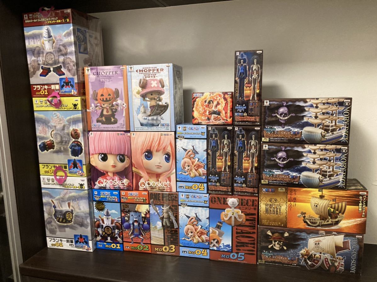 ワンピースフィギュア　コレクタブル、フランキー、メリー号　他
