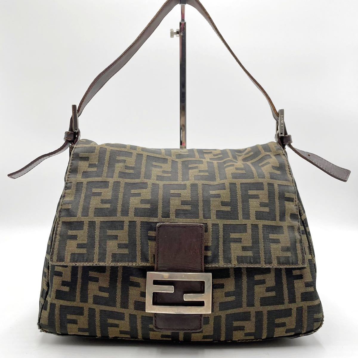 人気SALE，新作登場】 《領域展開》 FENDI フェンディ マンマバケット 