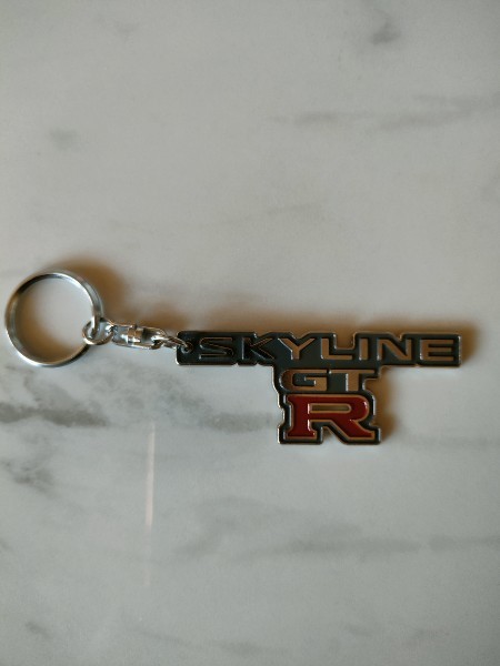 【人気，お得】 日産 スカイラインGT-R エンブレムキーホルダー BCNR33 BNR34(日産)｜売買されたオークション情報、yahooの商品情報をアーカイブ公開 - オークファン 日産