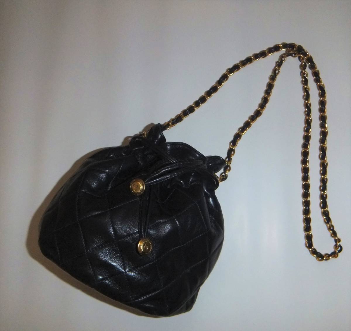 CHANEL ラムスキン マトラッセ 巾着型チェーンショルダー G金具 