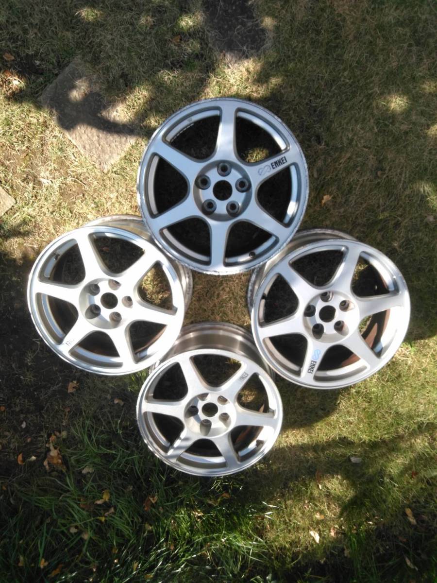 三菱ランサーエボリューション8ＧSRCT9A純正ホイール4本セット。17インチ8J+38PCD114.3ハブ径67㎜5H。