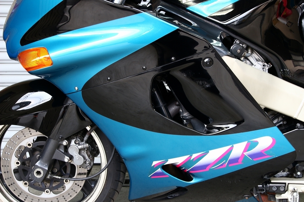 ZZ-R1100/D型/SP忠男コンバットマフラー/逆車/純正フルカウル/修復歴 