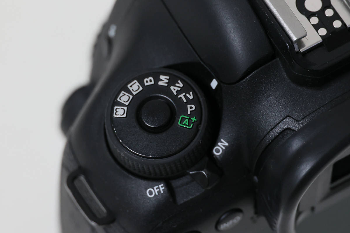 税込価格 ☆ 送料無料 ☆ EOS 7D Mark II ボディ ☆ Wi-Fiアダプター 
